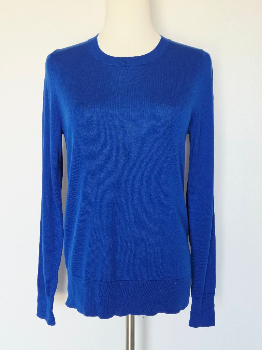 NEW Banana Republic Silk Cashmere Crew Neck Sweater Royal Blue